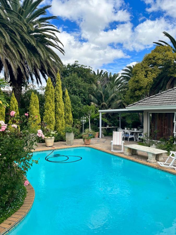 Somerset West Garden Apartments 1 Екстер'єр фото
