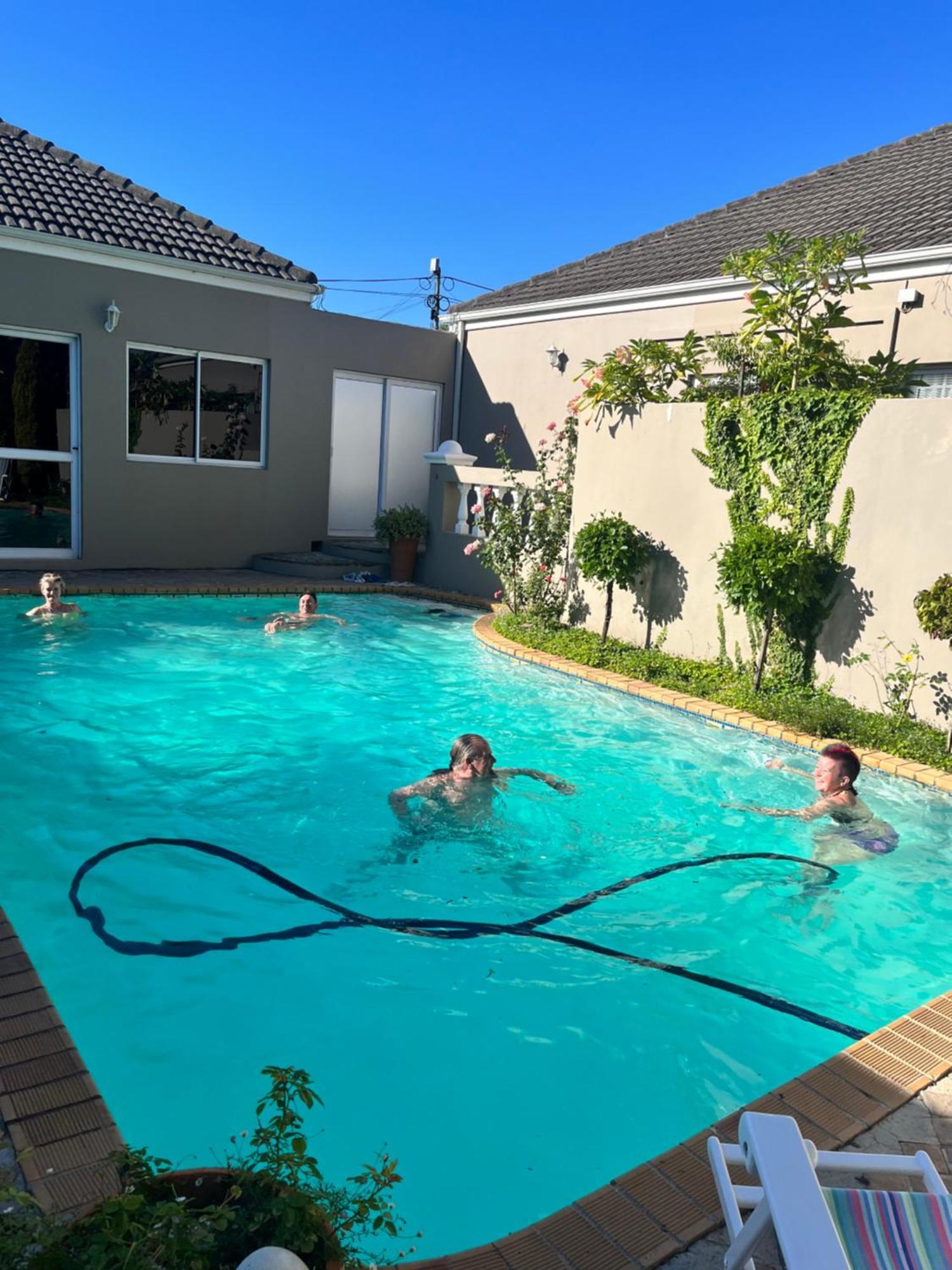 Somerset West Garden Apartments 1 Екстер'єр фото